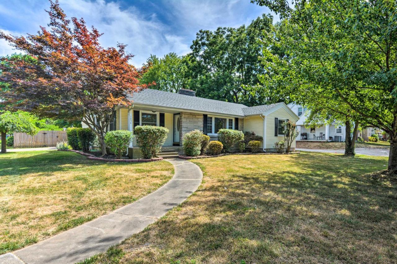 Charming Springfield Home With Private Backyard Exterior photo